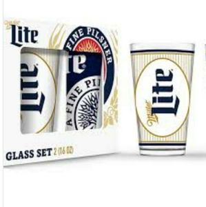 Miller Lite 16 oz pub glass set.